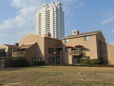 600 Pacific Ave APT A203