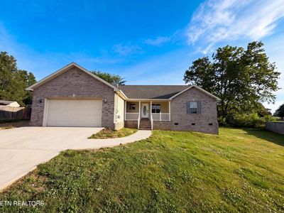 375 Walnut Ln