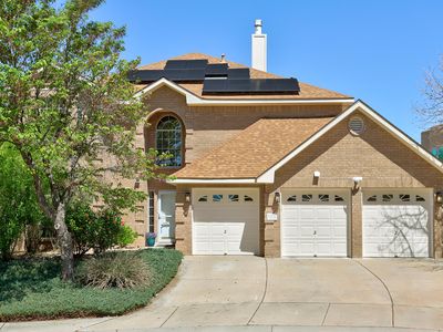 10015 Petra Ct NE