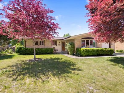 Property at 218 Gladys Ave, Fox River Grove, IL