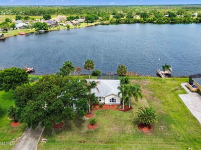 345 Lake View Ln