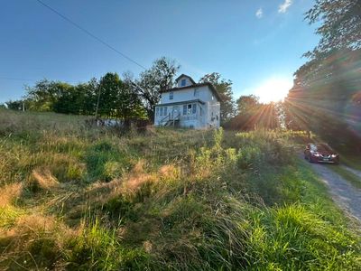 39 Mount Nebo Rd