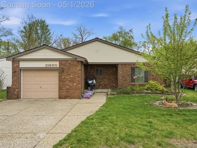 21660 Roosevelt Ave