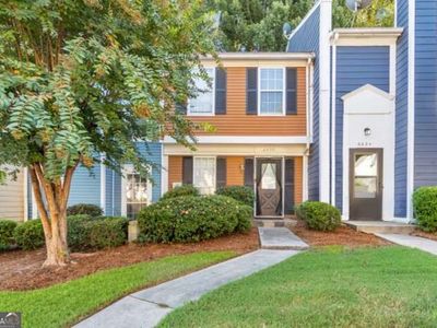 Property at 6622 Wellington Sq, Norcross, GA