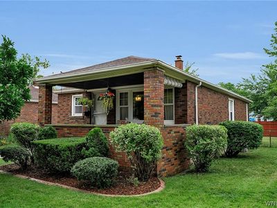 2789 Orleans Ave
