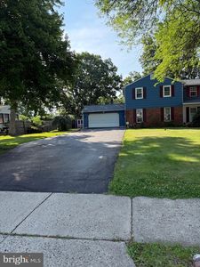 787 Hertford Dr