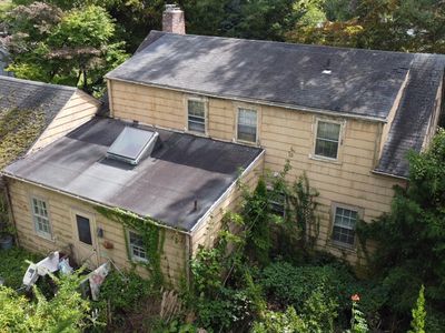 6 Lincoln Ave