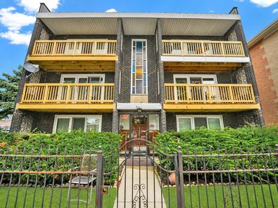5701 S Kenton Ave APT 3N