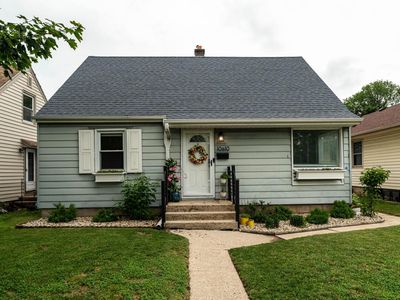 10610 West Rogers STREET