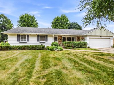 238 Woodland Ct