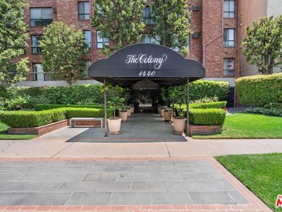 1440 Veteran Ave APT 560