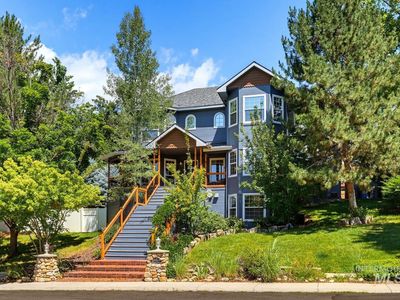 2480 E Roanoke Dr