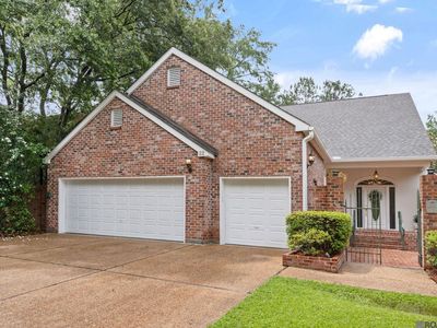 5807 Laurel Hill Ln