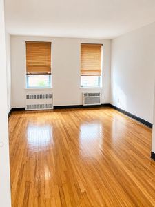 319 E 73rd St #5B