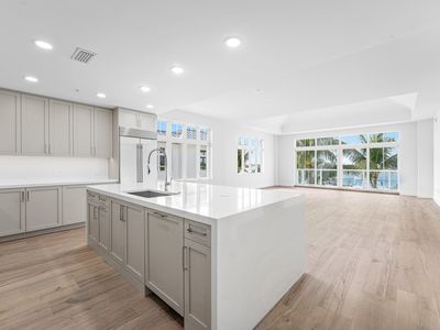 180 Lake Drive #2204