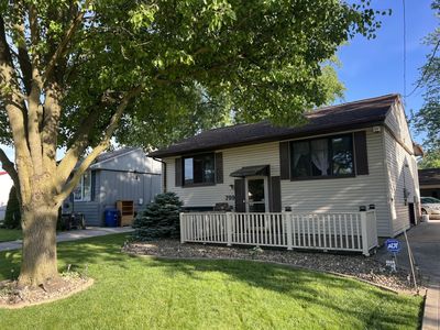 799 Vancouver Dr
