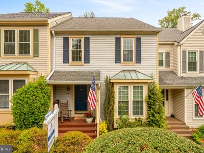 8226 Maple Ridge Ave