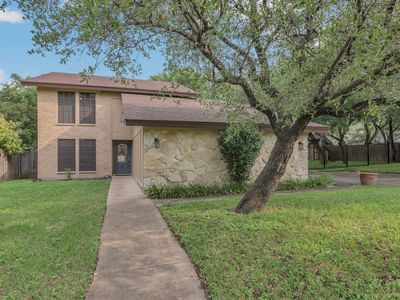 7804 Skylake Dr