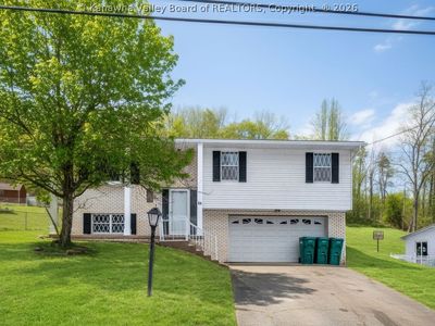 54 Oakmont Dr