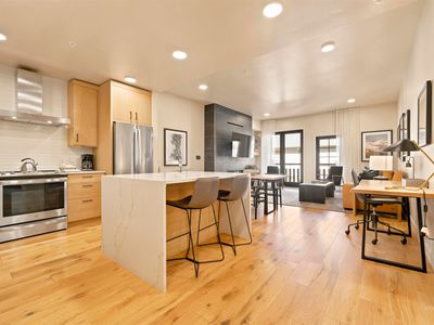 720 Village Dr Unit 309