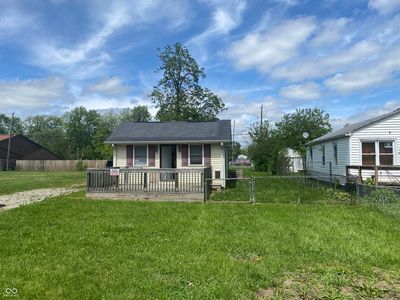 5018 Mecca St
