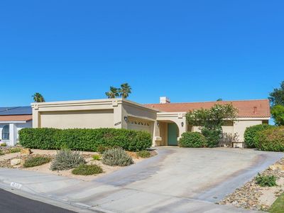 Property at 40528 Meadow Ln, Palm Desert, CA