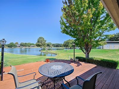 19 Country Lake Dr