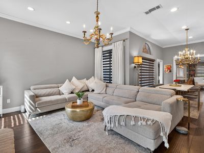 6928 Mountain Cedar Ln