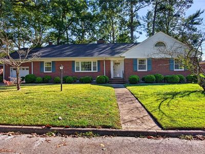 627 Dogwood Ln