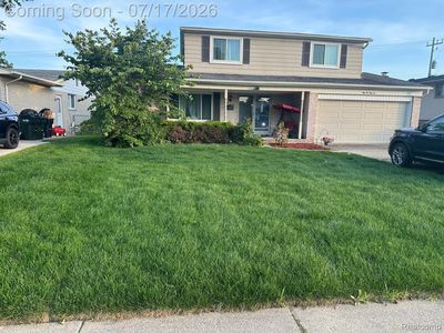 5256 Dickson Dr