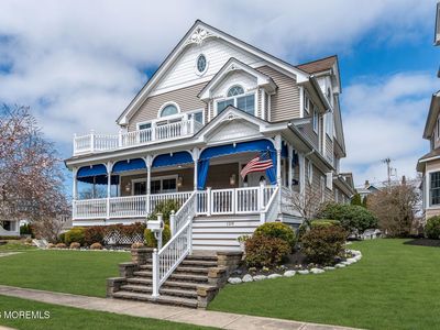 128 Sylvania Avenue