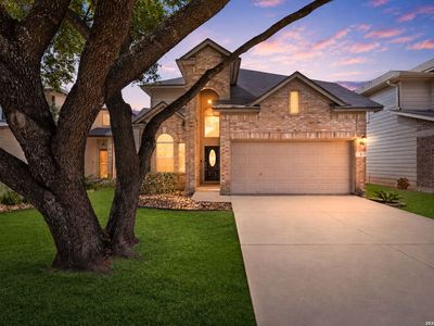 4 DUNTHORTE LN
