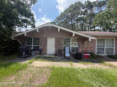 2024 Chatham Ct