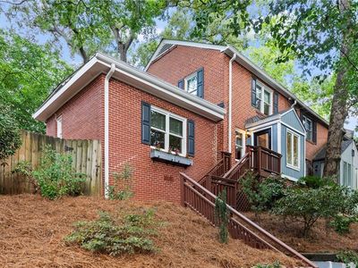 842 Argonne Ave NE