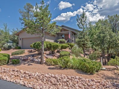 2306 E Scarlet Bugler Cir