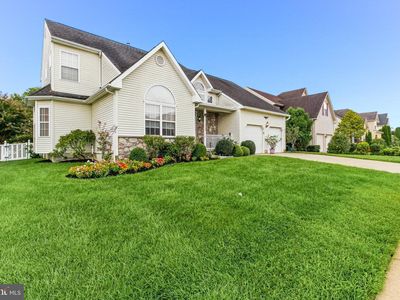 15 Valley Forge Dr