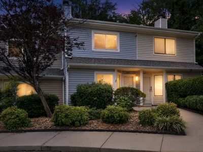 5849 Shady Grove Cir