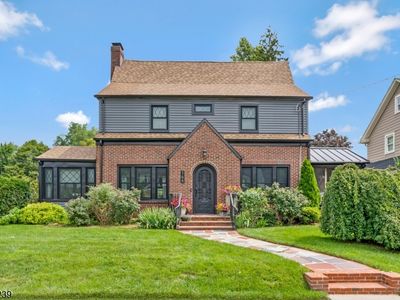 166 Sandford Ave