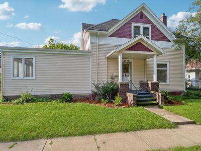 1008 Mamie Eisenhower Ave