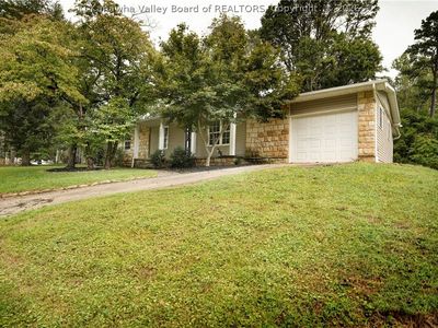5423 Karen Cir