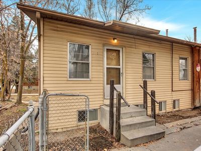 467 N Harrisville Rd