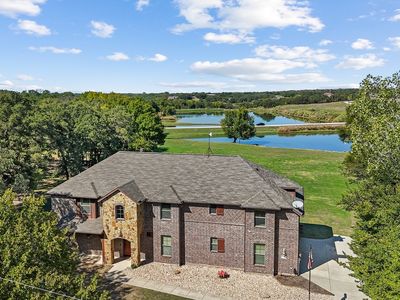 310 Falcon Dr