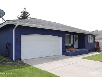 810 E 11th Ave