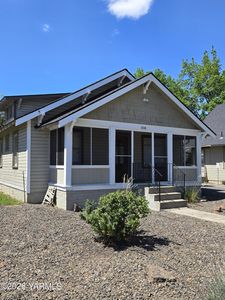 308 N Wenas Ave