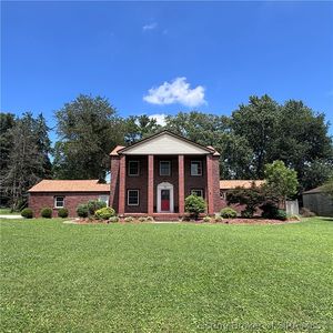 15 Forest Drive