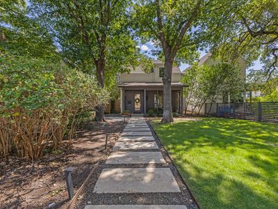 1603 W 39th 1/2 St #A