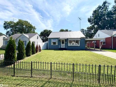 2301 Burlington Ave