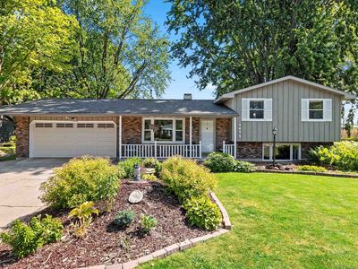 1675 Kennedy Dr