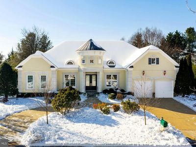 8268 Roxborough Loop