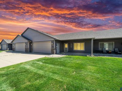 Property at 1006 Tanner Ct, Tea, SD